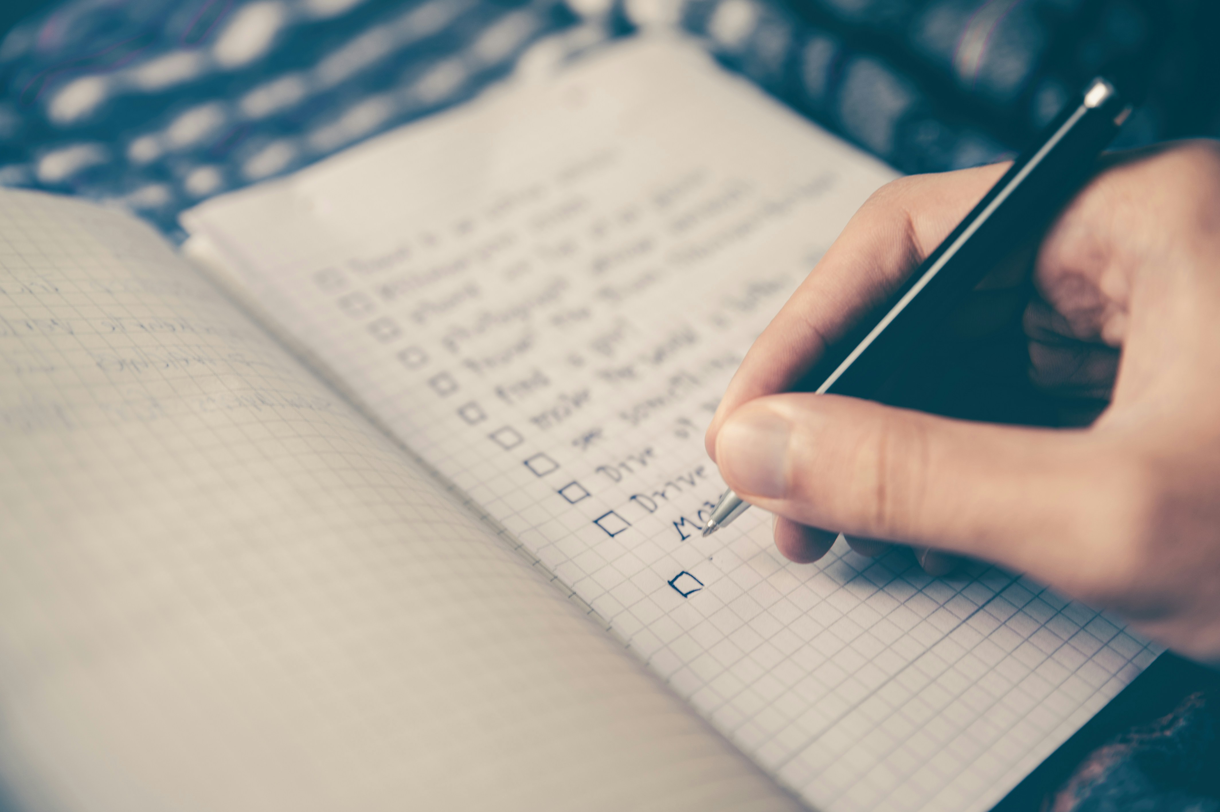 How engineers survive without runbooks during incidents